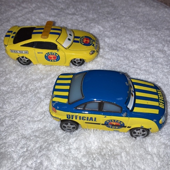 Disney Pixar Cars Charlie Checker and Race Official Tom - Picture 3 of 5